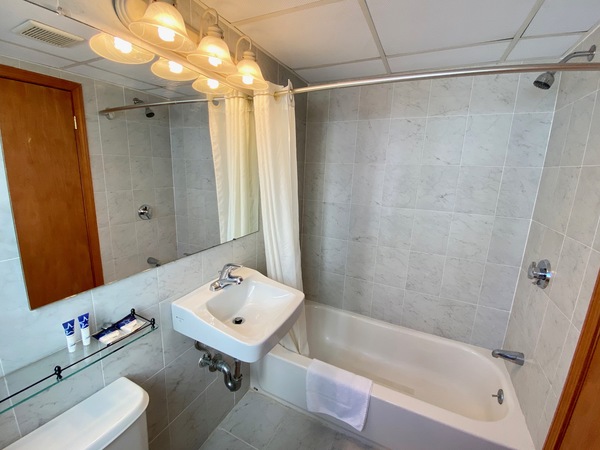 Deluxe 2 Double Beds Photo 3